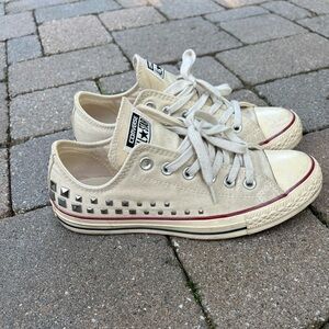 Converse All Star off white sneakers with grommets